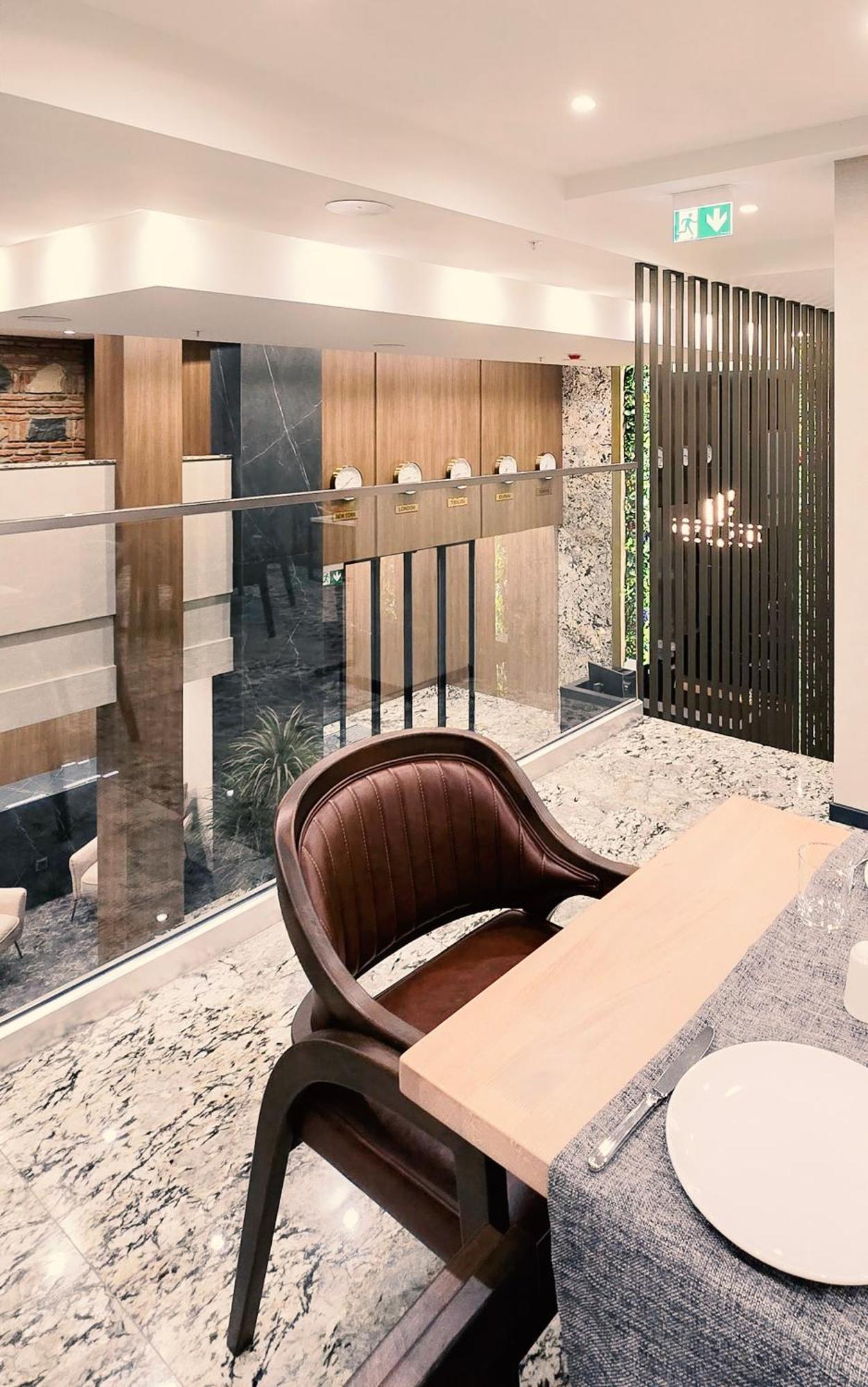 Griffin Hotel Tbilisi Esterno foto