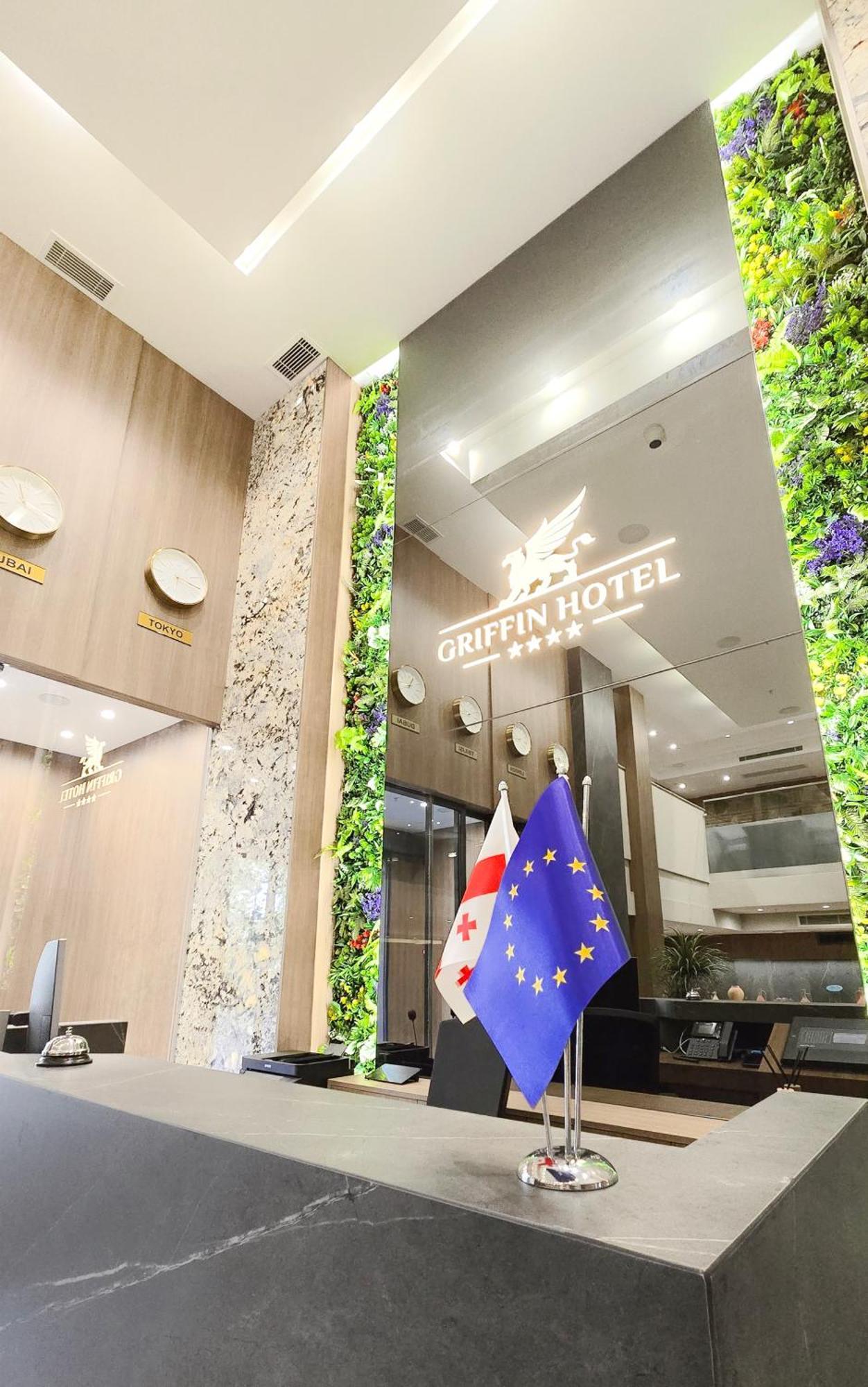 Griffin Hotel Tbilisi Esterno foto